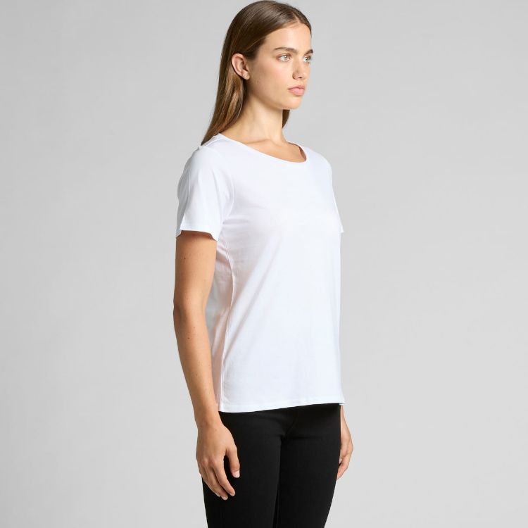 Picture of Wo's Shallow Scoop Tee